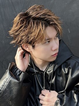 大分フェザーショートセンターパート