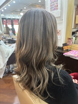 シャンプーボーイアネックス(SHAMPOO BOY Annex) ハイライト×ロングby ERINA