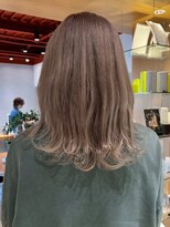 ナチュラル ヘアーデザイニング(Natural hair designing)&nbsp;外ハネくびれミディ/ミルキーベージュ/韓国ヘア/ダブルカラー