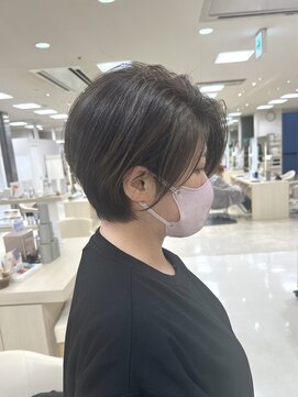 ケンジ 平塚ラスカ店(KENJE) ワンホンレイヤー/ミルクティーブロンド/ダークブルー/平塚駅