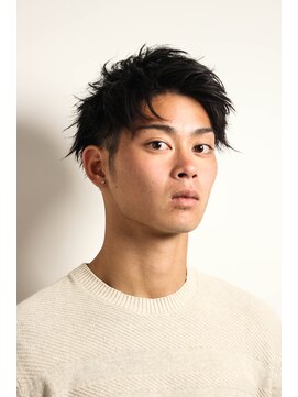 メリケンバーバーショップ フクオカ(MERICAN BARBERSHOP FUK) サイドパートショートフェザーマッシュワイルドアップバングb4