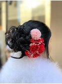 【髪多め女子必見！】崩れにくいアップスタイル