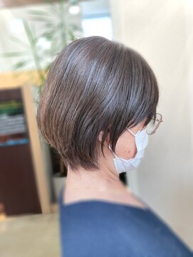 フェリア サウスガーデン(felia southgarden) スタイリングが簡単☆くびれショート