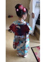 タケダ美容室 七五三の７歳の女の子☆