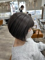 ルチナ 秦野(Lucina)&nbsp;シークレットハイライト／前下がりショート