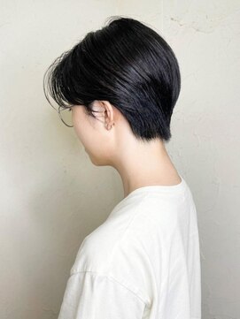 レイール 下北沢(Reir) 【Reir下北沢】*耳だしショート+こなれヘア*