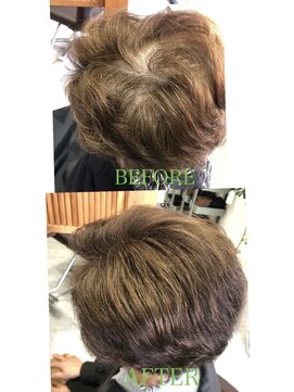 色髪 ツヤめきショートグレイカラー