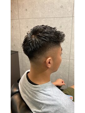 グロウヘアワークス(grow hair works) ジェット風モヒカン×スキンフェード