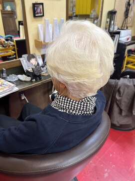 ガラ(GALA) おばあちゃん