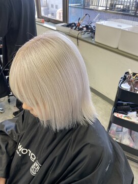 グロウ 本八幡(grow) ホワイトカラー