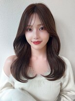 アフロート ディル(AFLOAT D'L)&nbsp;20代シースルーぱっつん前髪で結んでかわいいフェイスレイヤー