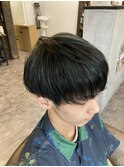 ~メンズハイライト/マッシュヘア/グリーンカラー~