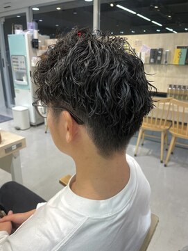 バーチ バイ クロップエス(BIRCH by crop es) 大人カジュアルなツイストスパイラルパーマ