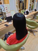 ブロッサム 東中野店&nbsp;20代30代40代大人可愛い韓国風ブルーブラック透明感