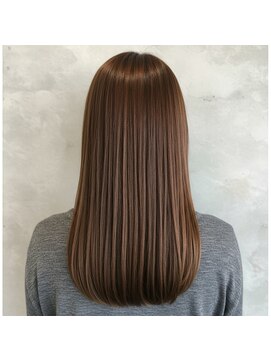 クララ ジャパン カメイド(CLALA JAPAN Kameido) 髪質改善トリートメントでつやつやサラサラスタイル