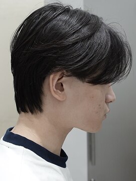 カルム(kalm) メンズセンターパート毛流れセンターパートニュアンスパーマ襟足