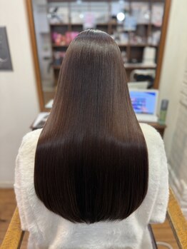 【池袋西口1分】髪の芯から補修してくれるトリートメントで、髪の芯から潤いのある艶やかで輝く美髮へ♪