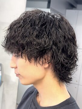 フィフス トウキョウ (fifth TOKYO) 渋谷波巻きスパイラルパーマメンズカットシャドウマッシュウルフ