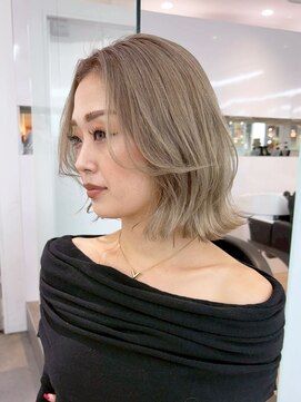 シオン(shion) ボブくびれミディダブルカラーブロンド_ba574762