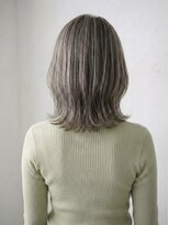 ニコリヘアワークス(nicori hair works)&nbsp;ミディアム×シフォンベージュ× レイヤー1