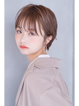 エース (ACE) ACE 横浜　耳かけ小顔ショート×クリアベージュ