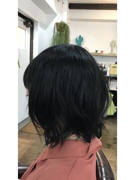 ワッカ(wacca) パーマ風ボブ