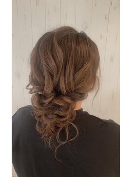 アイビス(AIBIZ) 結婚式/二次会/参列