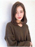ダークブラウンの美髪大人ミディ
