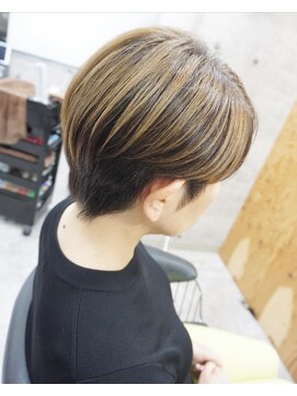 ヘアテリア リュウ 大塚(hair teria ryu) グレイカラー×アンブレラカラー/ショート