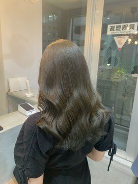 エマ 日吉(emma) 【emma小濱】透明感オリーブベージュ