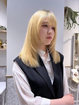 ゼストソエル(ZEST soell) 今期流行りのレイヤーカットでイメチェン