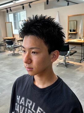 シーフ 千葉(Cyf) スパイキーショート/ツーブロック/ベリーショート/千葉駅/保立