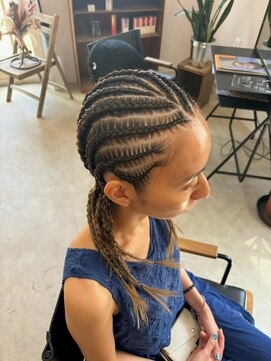 ロッカ(Rocca.) コーンロウ