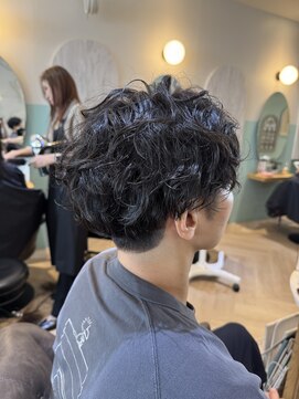 アンフィ 矢向(Anphi) 11-7 メンズゆるパーマ