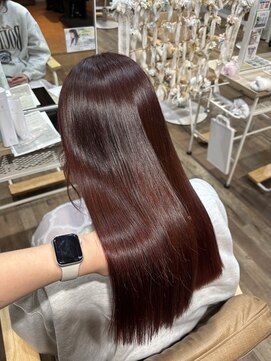 シュシュバイジャガラ 千葉駅北口店(chou chou byJAGARA) チェリーレッド【chouchou千葉・千葉駅】