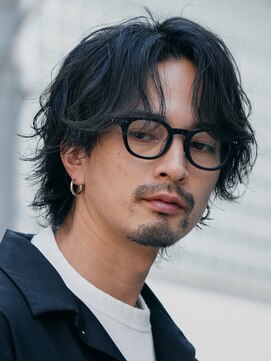 フィフス 天神大名(fifth) 天神大名ルーズパーマメンズパーマセンターパートウルフ30代
