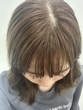 プリモ ビューティーアンドリラックス(Primo Beauty&Relax) ブラウンカラー/ウェーブヘア