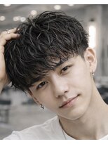 ロア(Roa.)&nbsp;ツイストスパイラルパーマ