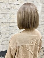 ヘリア(HELIA)&nbsp;ベージュカラー