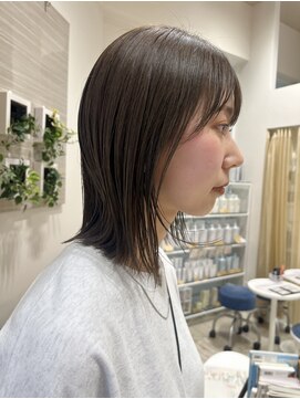 ゼル イオンタウン名西(ZELE) 透明感オリーブベージュ