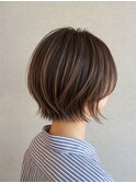 女性らしいショートボブスタイル