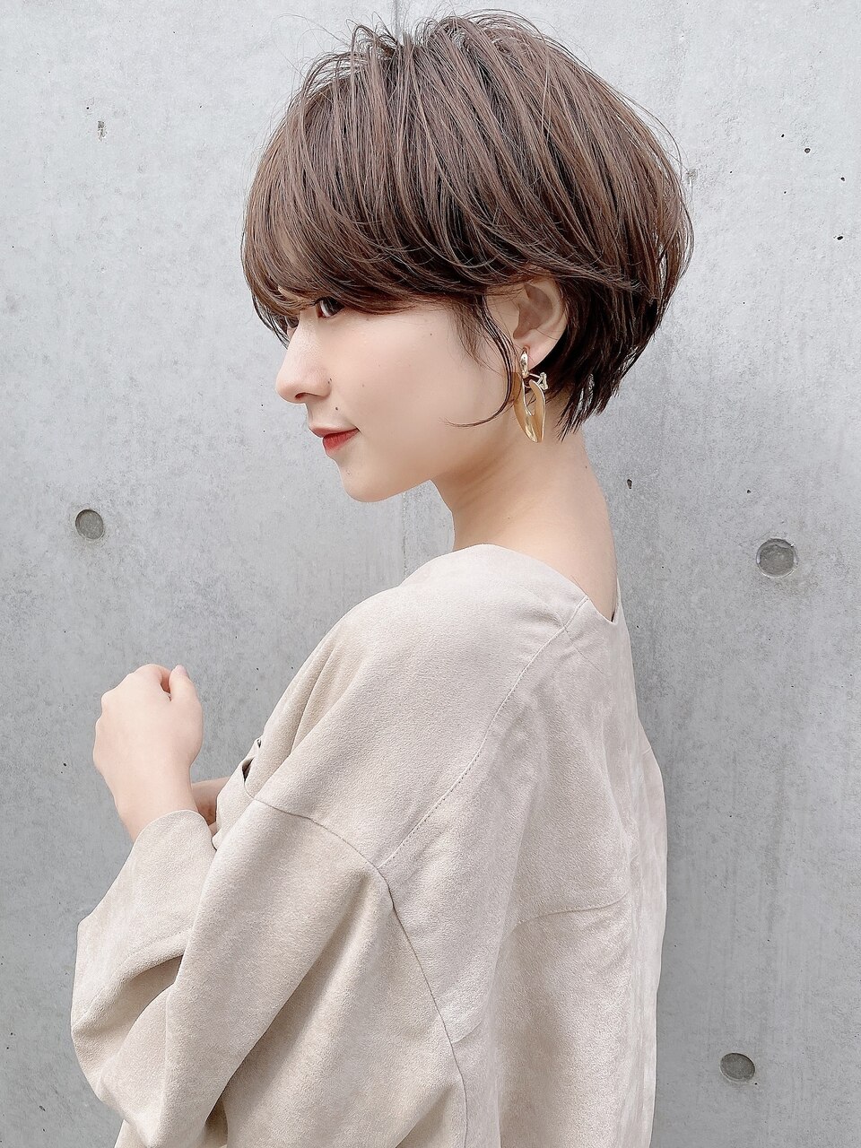 2026年夏】アッシュブラウン ショートの髪型・ヘアアレンジ｜人気順｜6