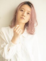 ビビト(bibito)&nbsp;bibito ミディアムボブ　ダブルカラー　ブリーチ　ピンク