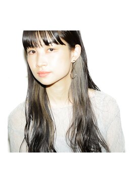 アンジェリカ(Angelica) インナーカラー×ロングヘア