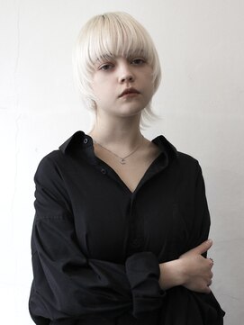 ココ 原宿(KOKO) 小顔クラゲヘアーオリーブグレーココアベージュホワイトブロンド