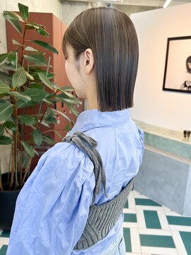 ノエ(noe) 切りっぱなしボブ×ナチュラルハイライト