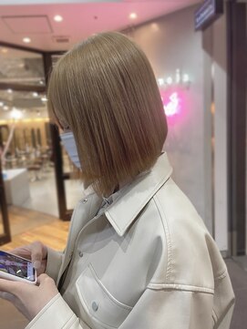 ロロネー 中津(Lolonois) 【Lolonois中津】オリーブアッシュ×ボブ