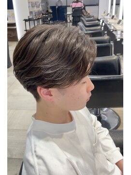 バルビエーレ(Barbiere) ニュアンスセンターパート