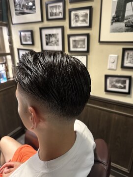 バレス 田町(BALES) スキンフェード73バック