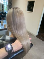 ユニ(Uni.)&nbsp;ハイトーングレージュ